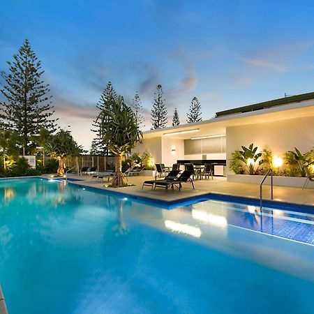 Ocean Pacific Resort - Official Бродбіч Екстер'єр фото